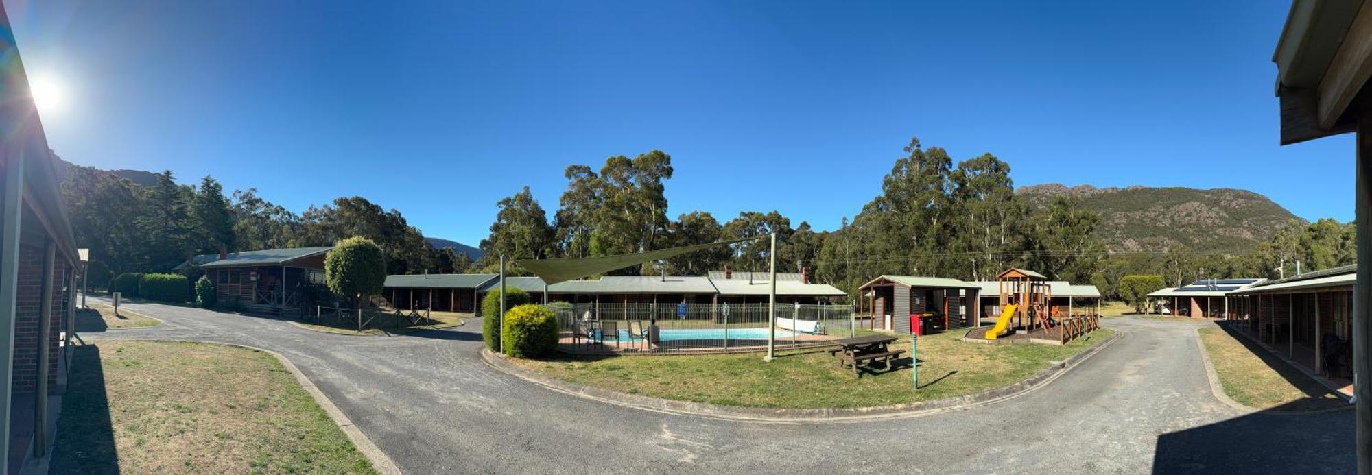 Halls Gap Log Cabins Bagian luar foto