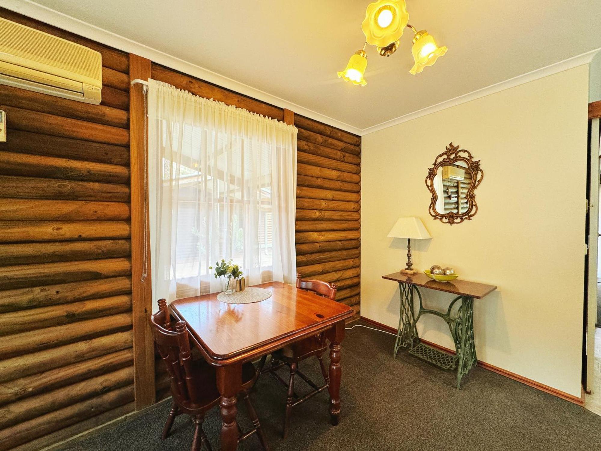 Halls Gap Log Cabins Bagian luar foto