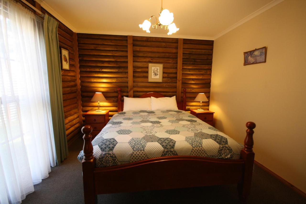 Halls Gap Log Cabins Bagian luar foto